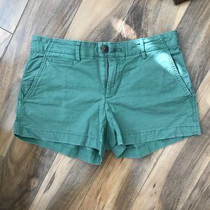 🍃🌸3 FOR $15 🌼☀️ Green GAP Shorts